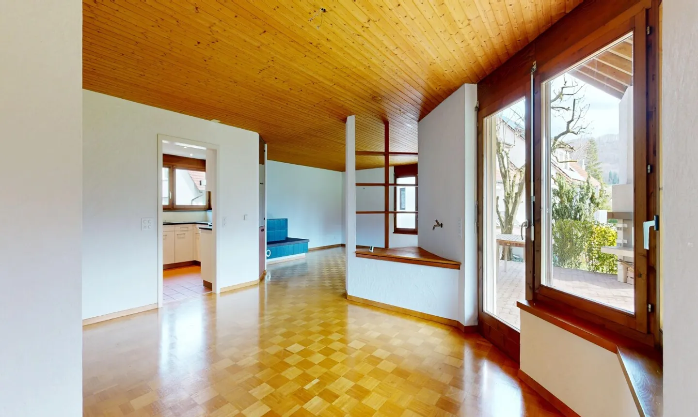 Maison individuelle spacieuse de 6 pièces dans une impasse calme - Photo 4 sur 11