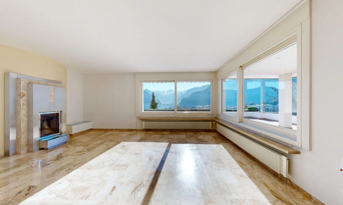 Elegante Wohnresidenz mit separaten Atelier und Panoramasicht - Foto 9 von 11