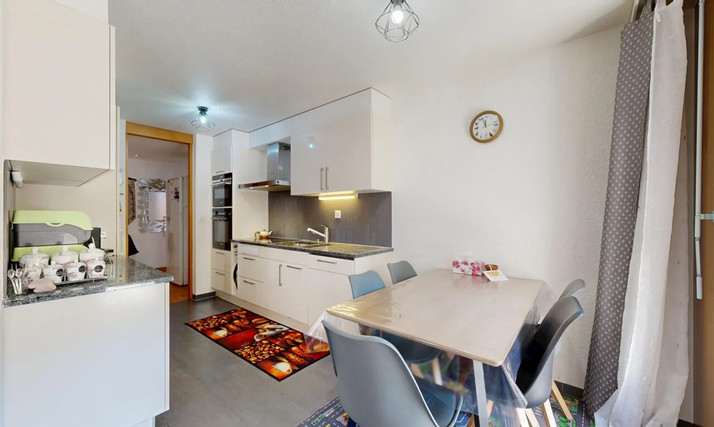 Appartement 4.5 pces lumineux et idéalement situé pour les familles - Photo 5 of 11