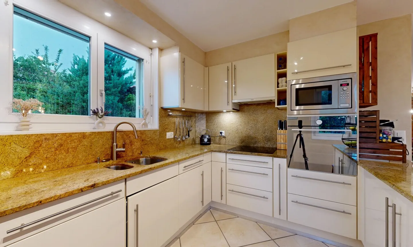Zeitgenössische Villa für Wohlbefinden - Foto 10 von 11