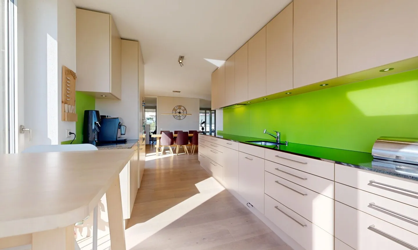 Spacious living with high quality of life - Photo 5 of 11