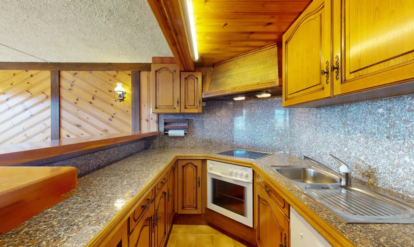 Charming chalet with vast land and breathtaking view in Savièse - Photo 8 of 13