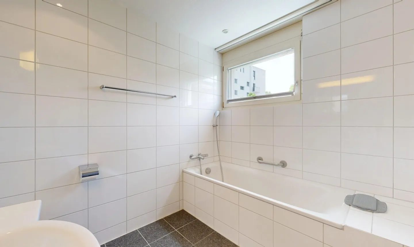 Geräumige Gartenwohnung in Kriens - Foto 5 von 11