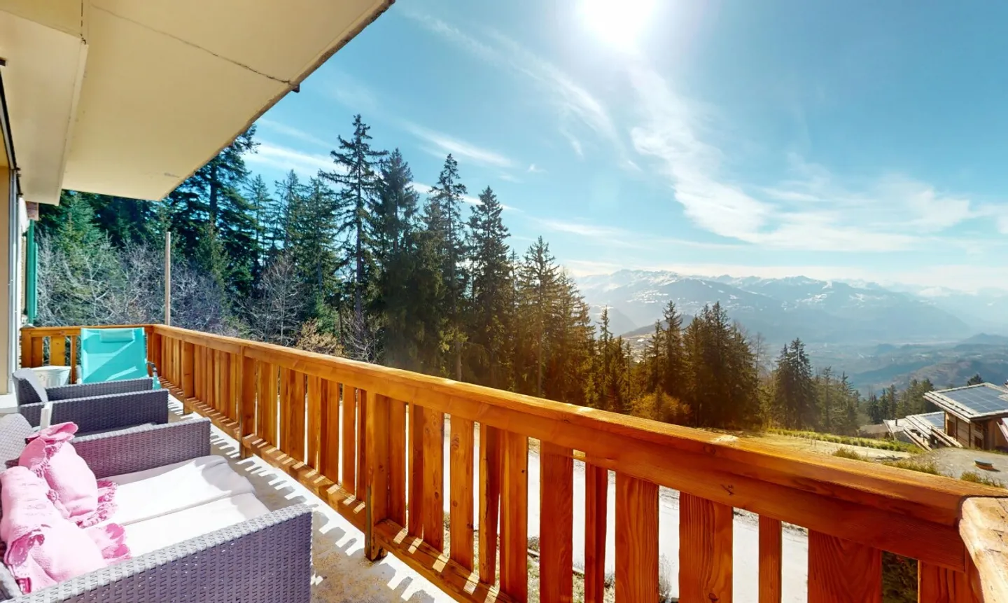 Superbo appartamento 4.5 stanze situato in un chalet con due appartamenti - Foto 1 di 13