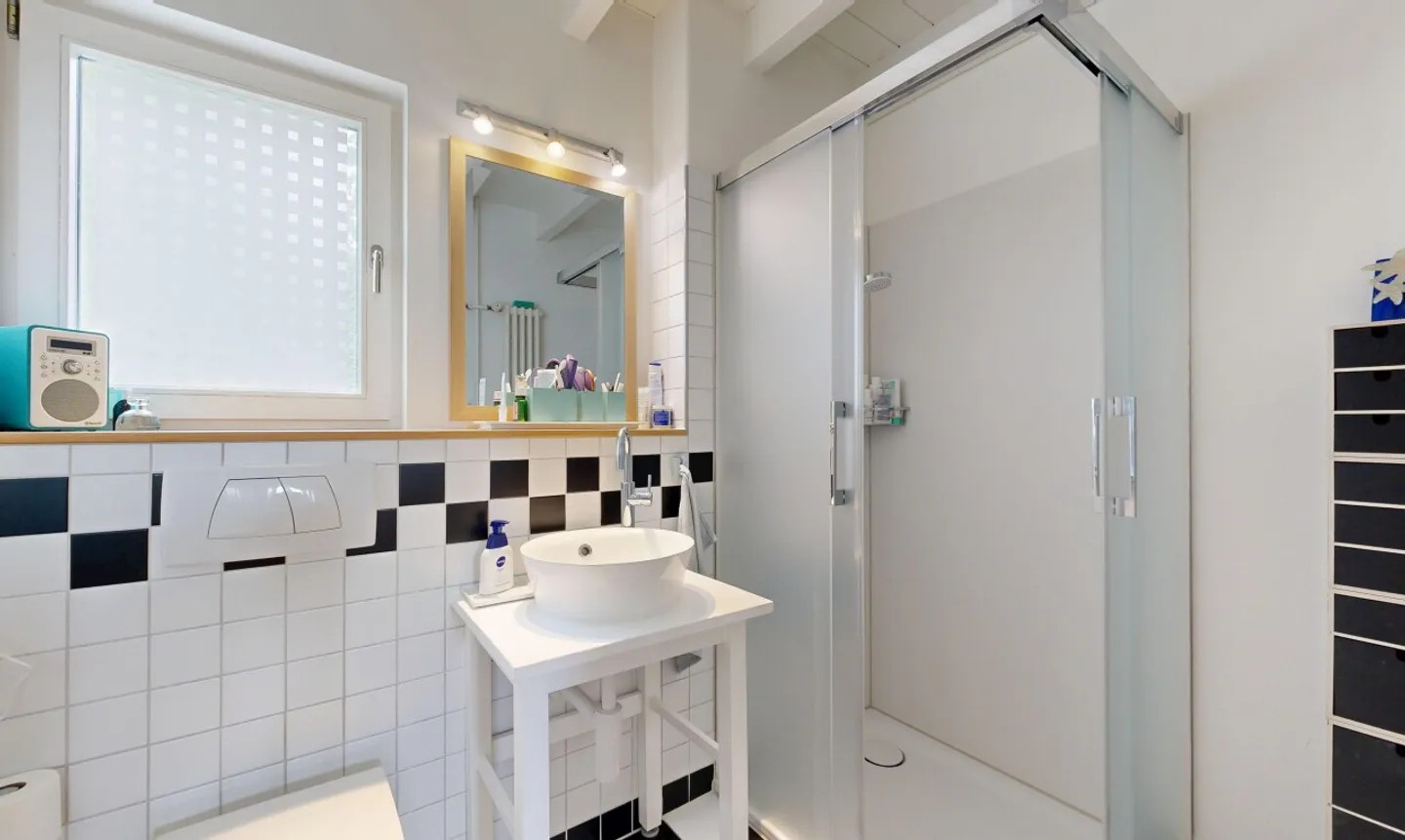 Light-Filled 5.5-Room Terraced House in Affoltern am Albis - Photo 9 of 11