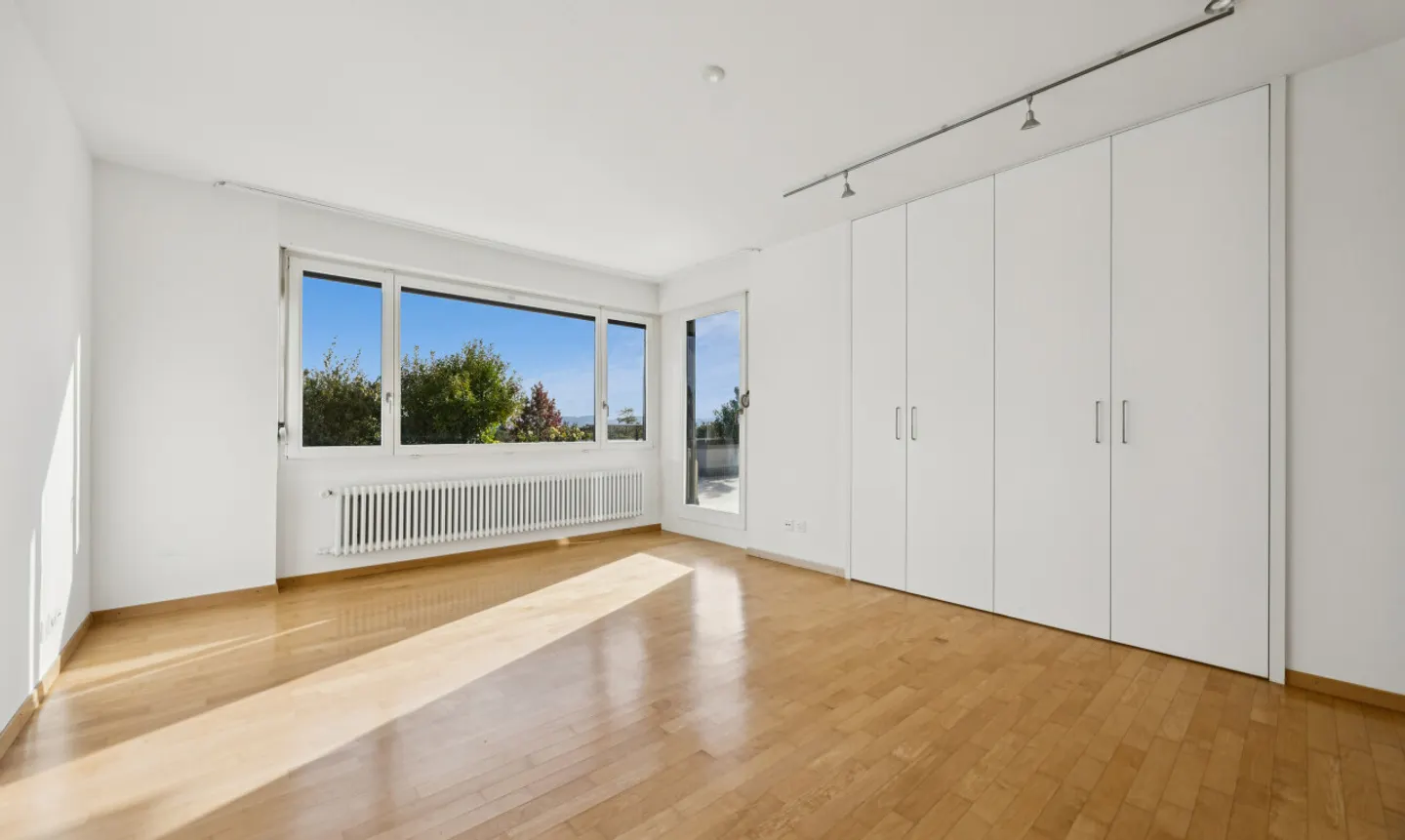 Exklusives Einfamilienhaus in Zürich - Foto 7 von 11