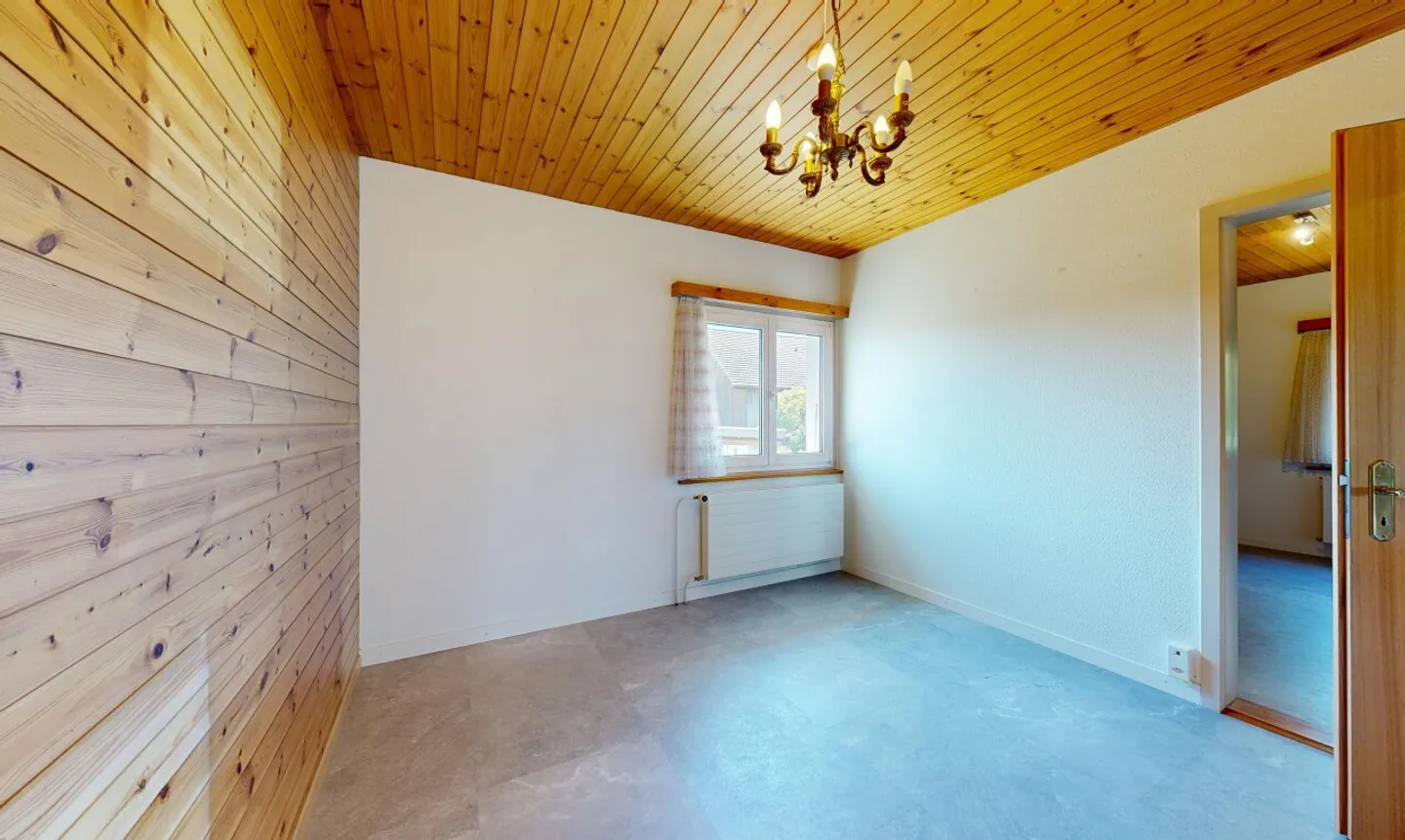 4-room house in a quiet, slightly elevated location with garden - Photo 4 of 11