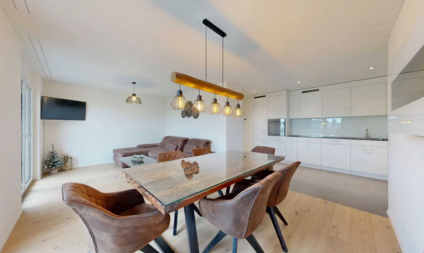 Appartamento attraente di 2,5 stanze con vista sul verde - Foto 1 di 10