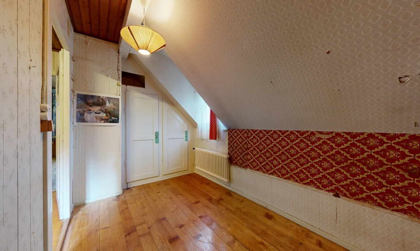Maison à réinventer sur une parcelle de plus de 2'700 m² - Foto 10 di 11