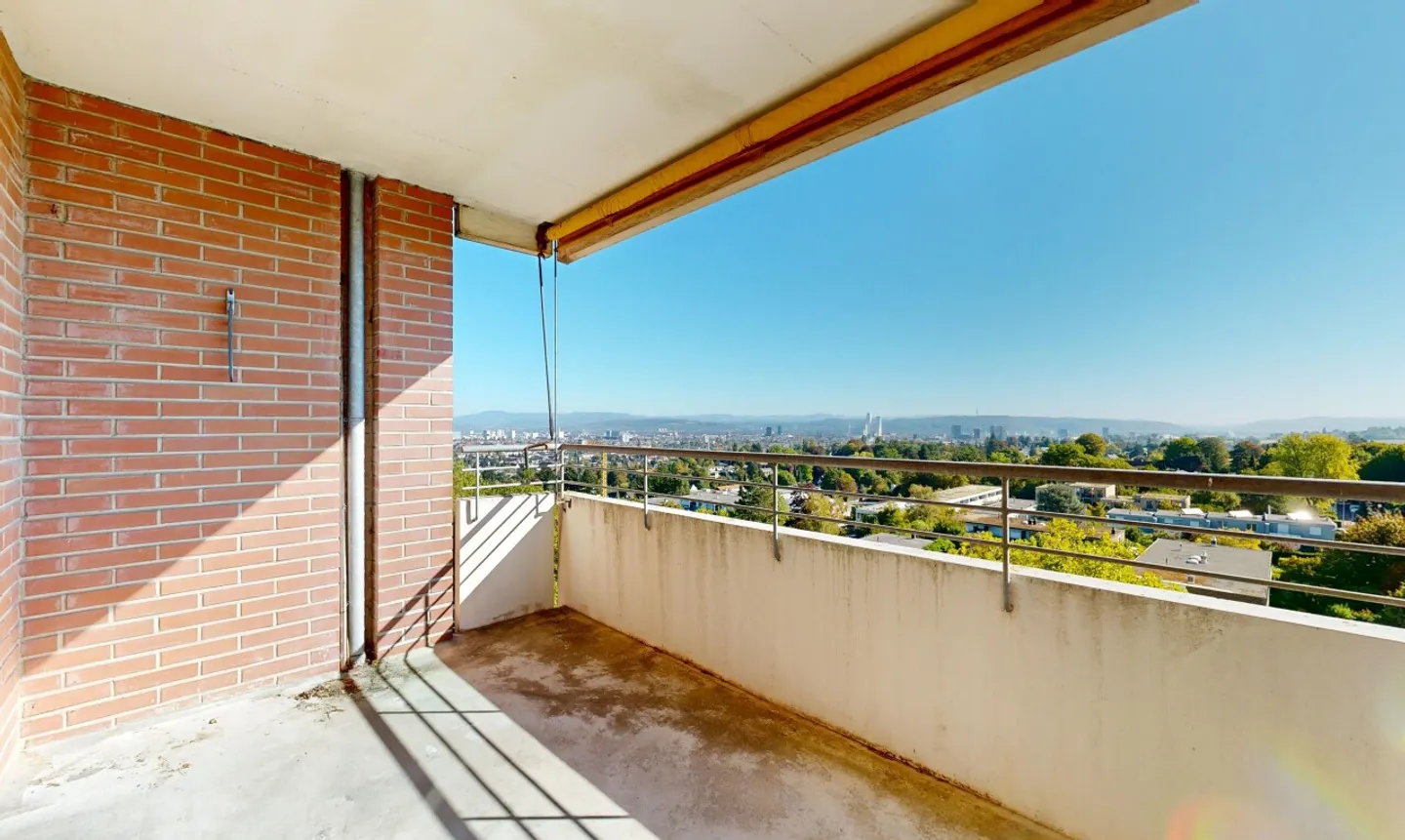 Au-dessus des toits de Binningen : appartement de 3,5 pièces avec vue dégagée - Photo 8 sur 11