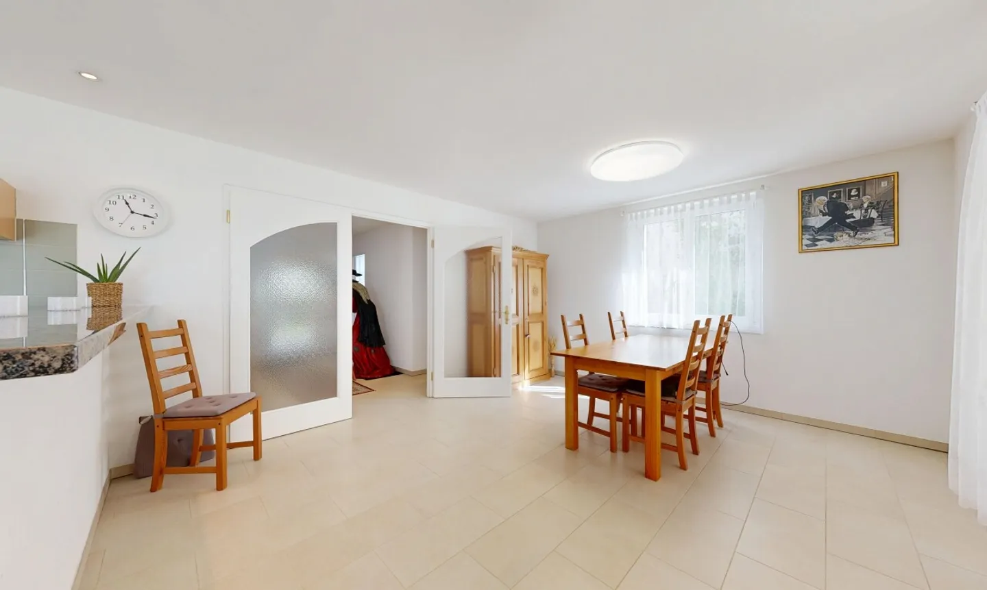 Maison individuelle spacieuse de 5,5 pièces dans un emplacement idyllique - Photo 8 sur 11