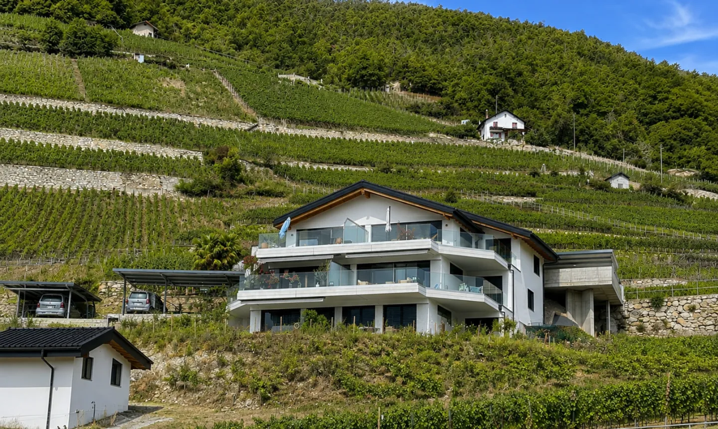 Magnifique 3.5 pièces avec grande terrasse et jardin - Photo 1 of 11