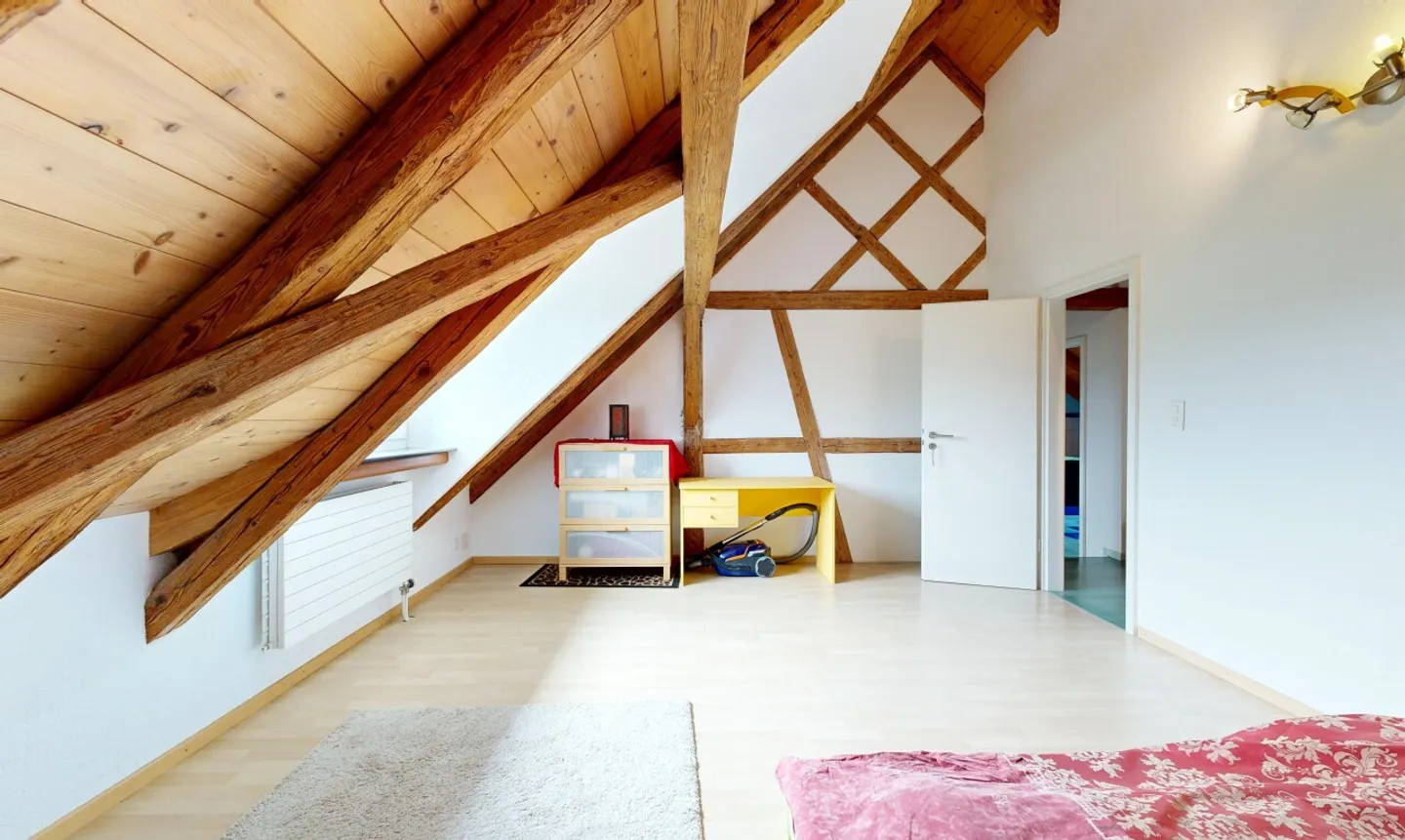 Casa storica per 4 famiglie sulla Surb con giardino e casa con camino - Foto 5 di 11
