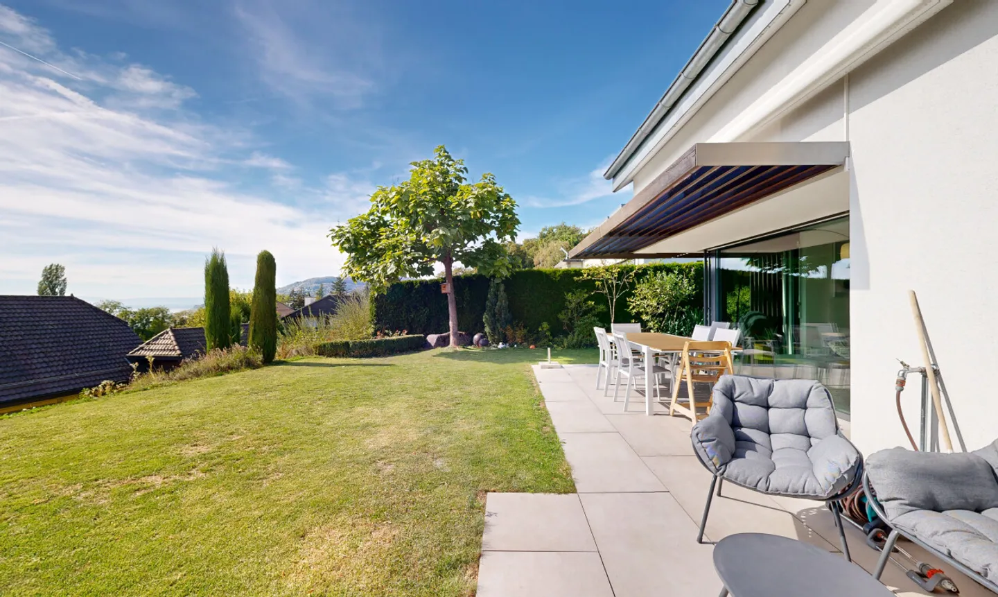 Contemporary Minergie House with Exceptional Lake View - Photo 3 of 11