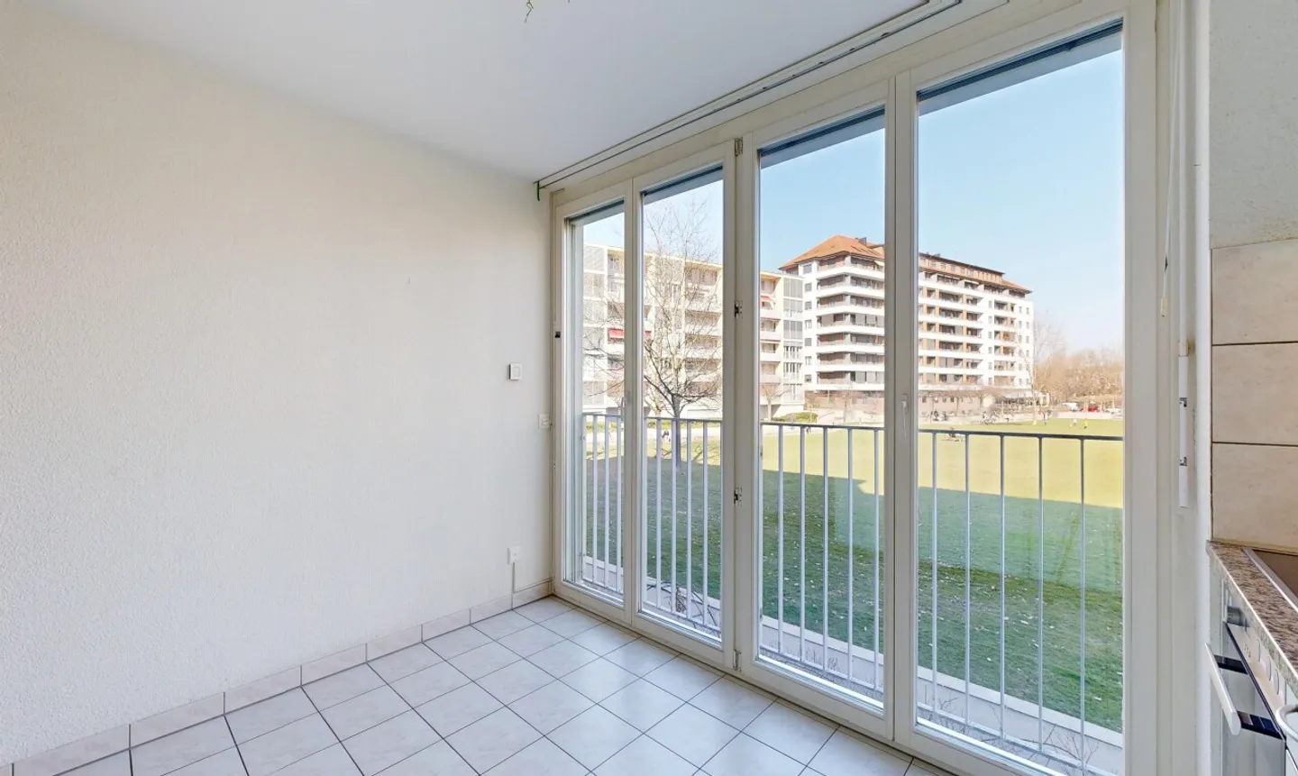 Un appartamento luminoso di 4.5 locali da personalizzare nel cuore di Friburgo - Foto 8 di 11