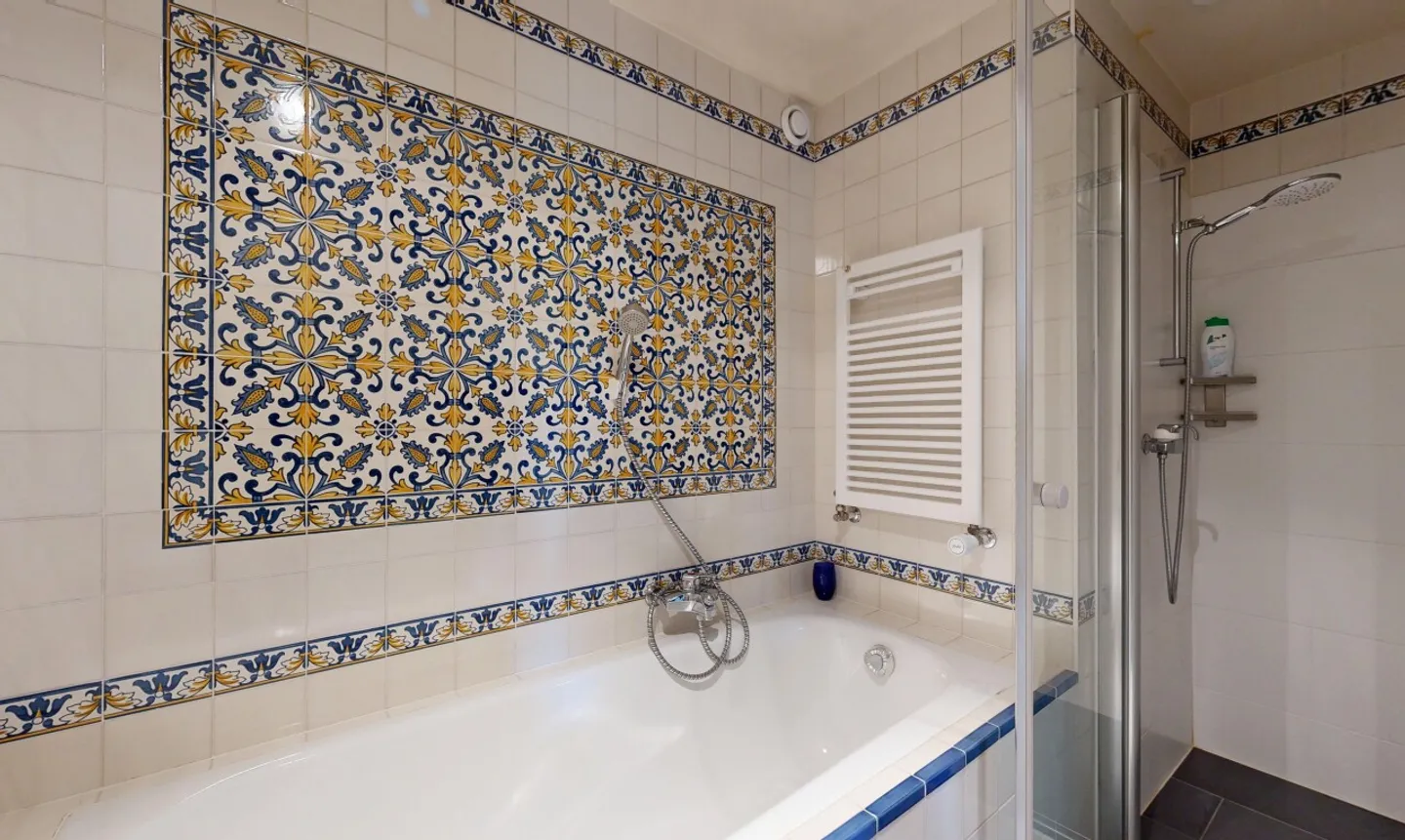 Between Florissant and Rieu - Photo 8 of 11