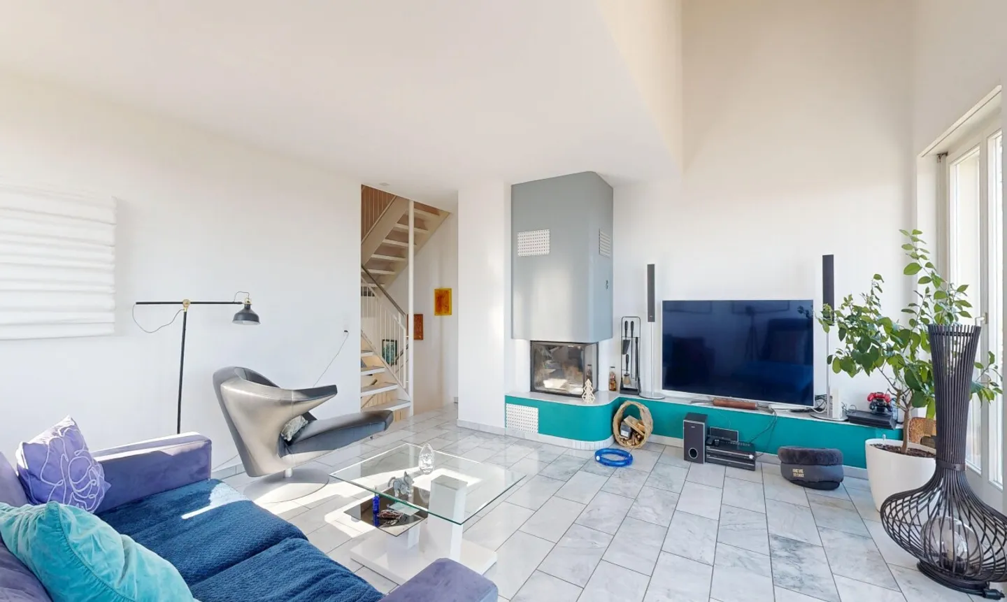 Semi-Detached House in Macolin – High Potential and Prime Location - Photo 1 of 11