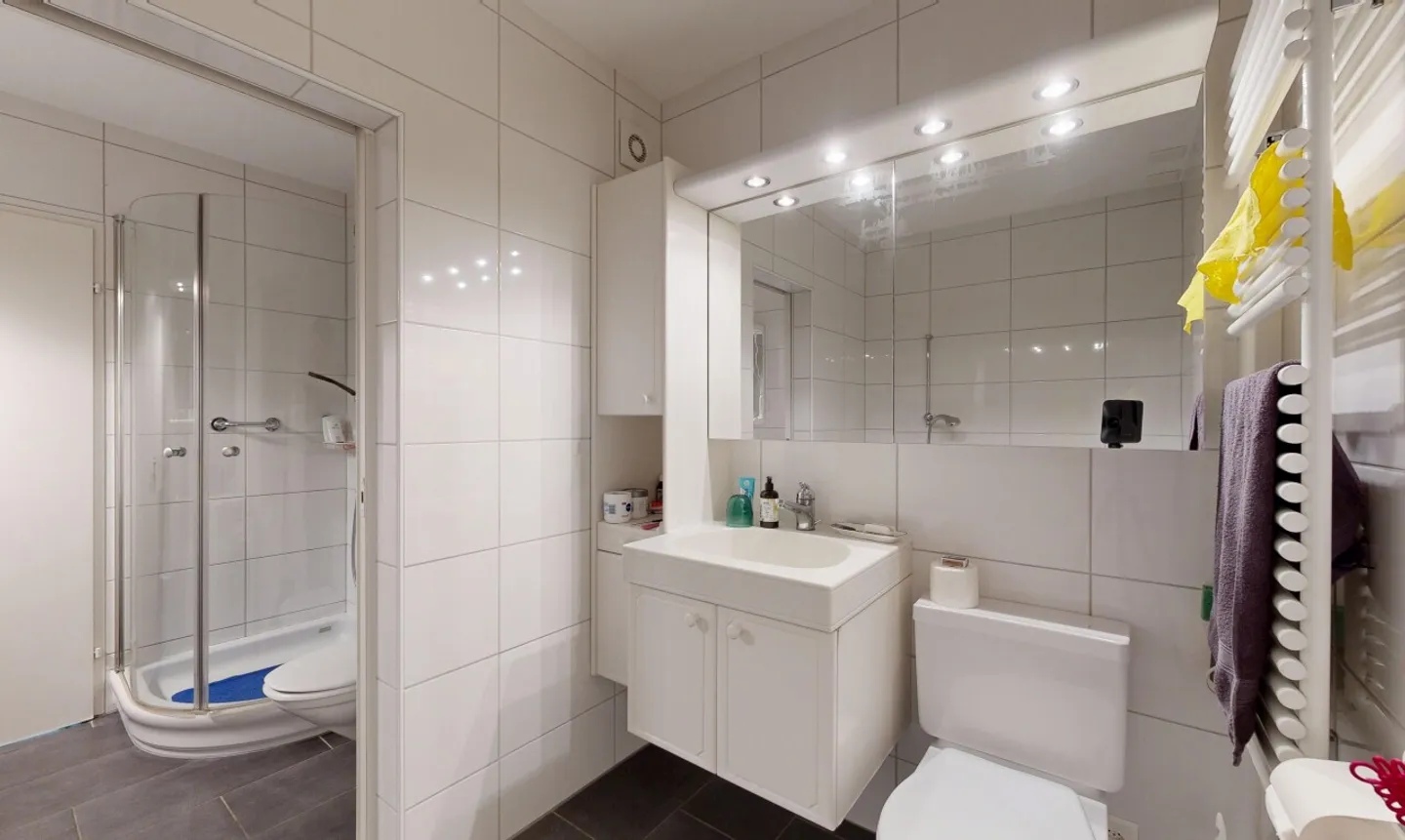 Appartement central de 4,5 pièces avec vue - Photo 8 sur 11