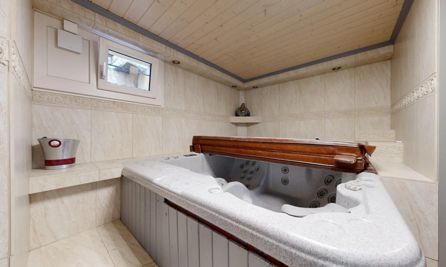 Villa raffinée avec spa privatif - Photo 9 sur 11