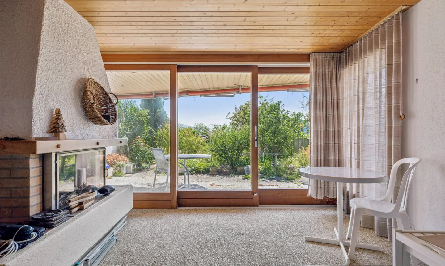 Vivre sur un versant sud avec vue sur les montagnes et réserve foncière - Photo 8 sur 11