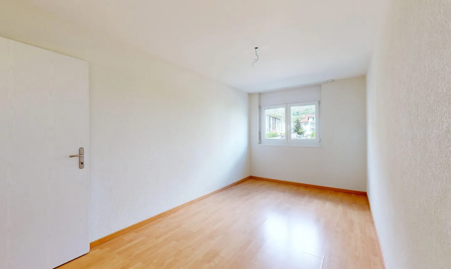Schöne helle 4,5-Zimmer-Wohnung mit Terrasse und Garten - Foto 12 von 13