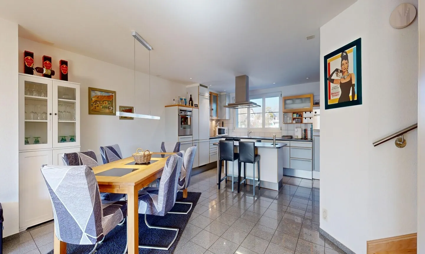 Vivere spazioso con terrazza, giardino e tanto comfort - Foto 8 di 11