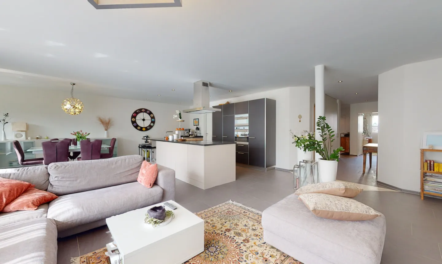 Maison de ville moderne de 5,5 pièces avec jardin et sauna - Photo 2 sur 13