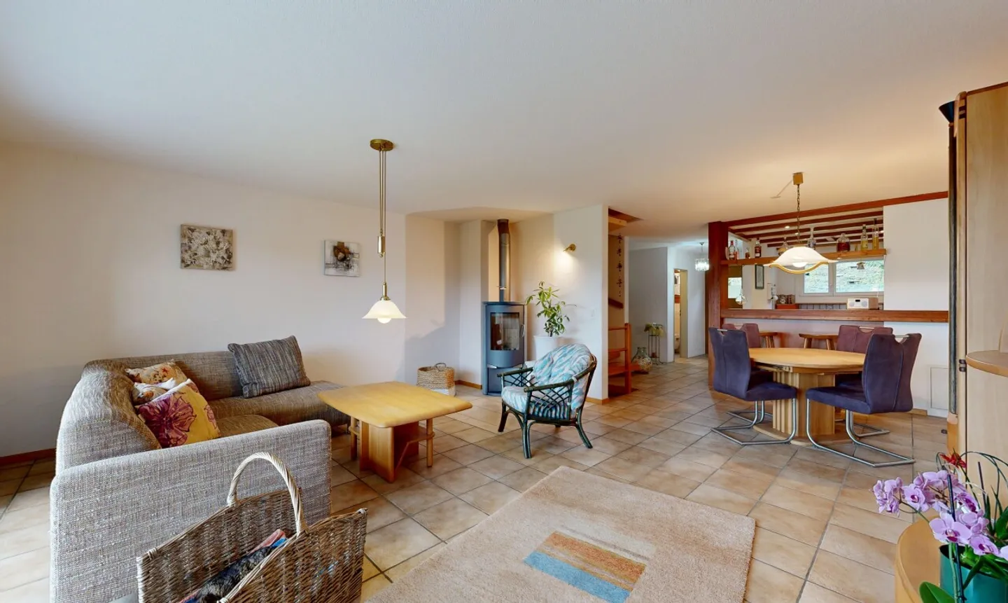 Charming 4.5-room terraced house with converted attic - Photo 1 of 11