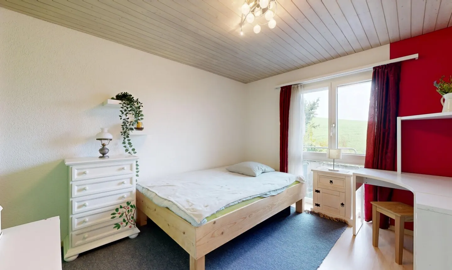 Living with a View and Garden Paradise in Niederscherli - Photo 7 of 11