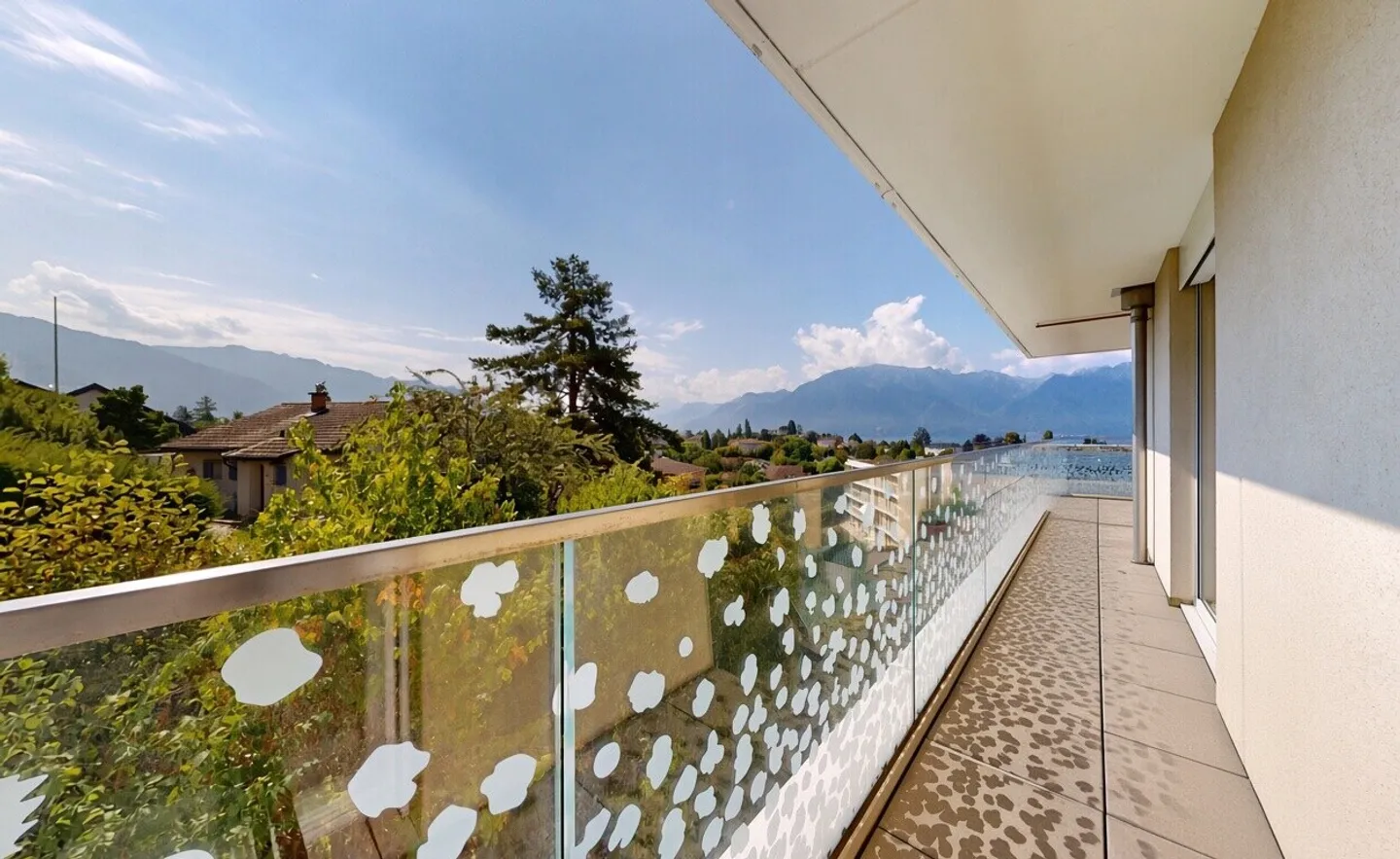 Raro appartamento 2.5 locali con vista panoramica - Foto 10 di 11