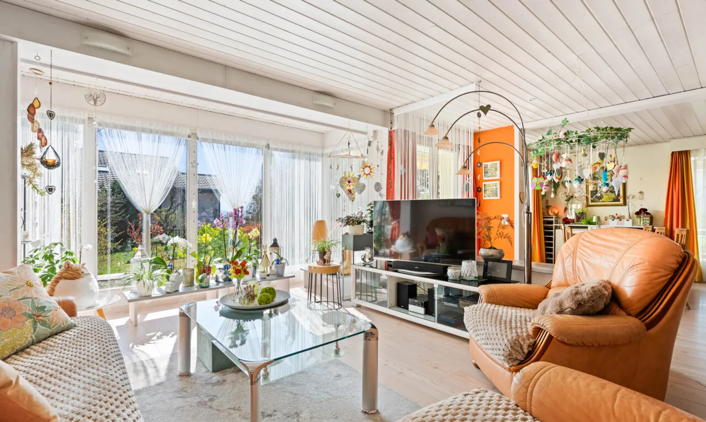 Geräumiges Familienhaus mit Garten in ruhiger Umgebung - Foto 5 von 13