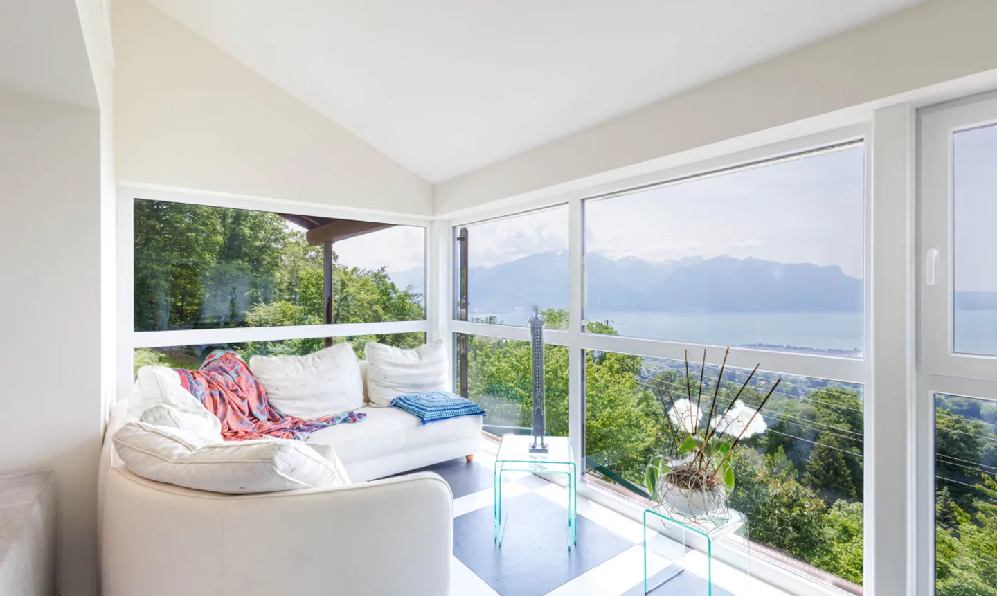 Villa Exceptionnelle avec Vue sur le Lac - Photo 11 sur 13