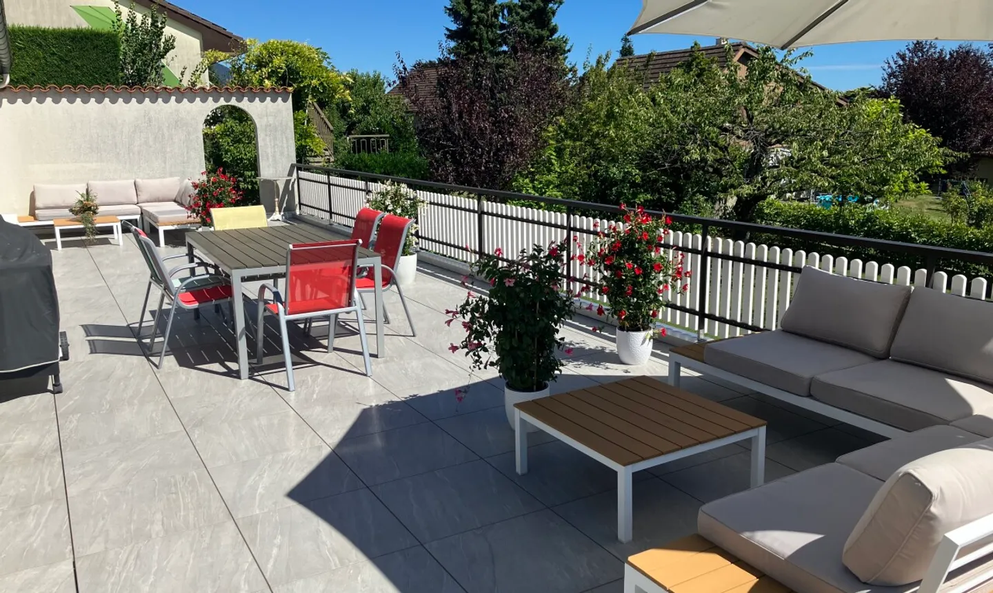 Maison individuelle avec grand jardin et bureau à Colombier - Foto 3 di 11