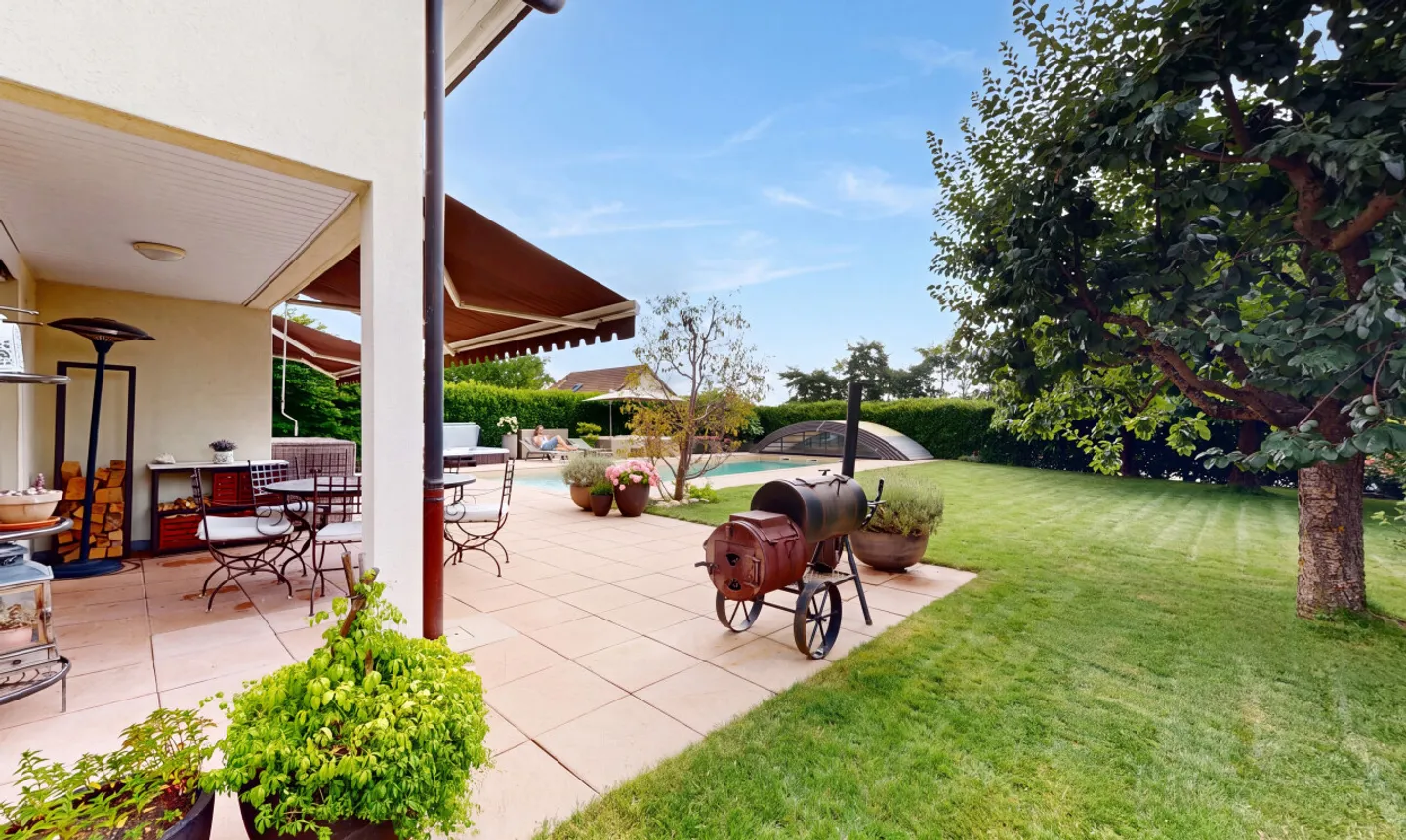 Zeitgenössische Villa für Wohlbefinden - Foto 3 von 11