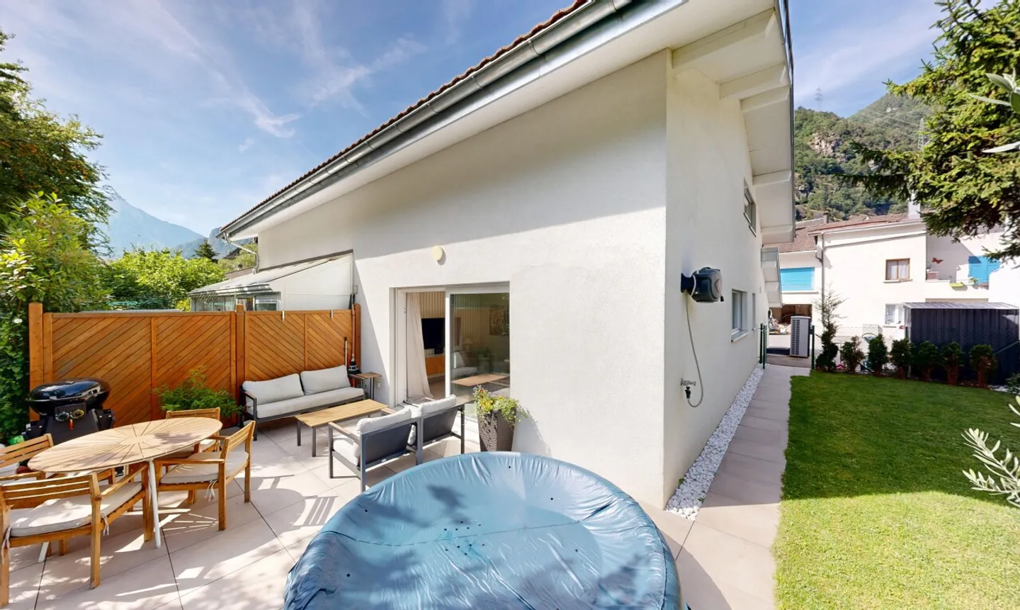 Wunderschönes 120 m² Doppelhaus in Vernayaz - Foto 4 von 11