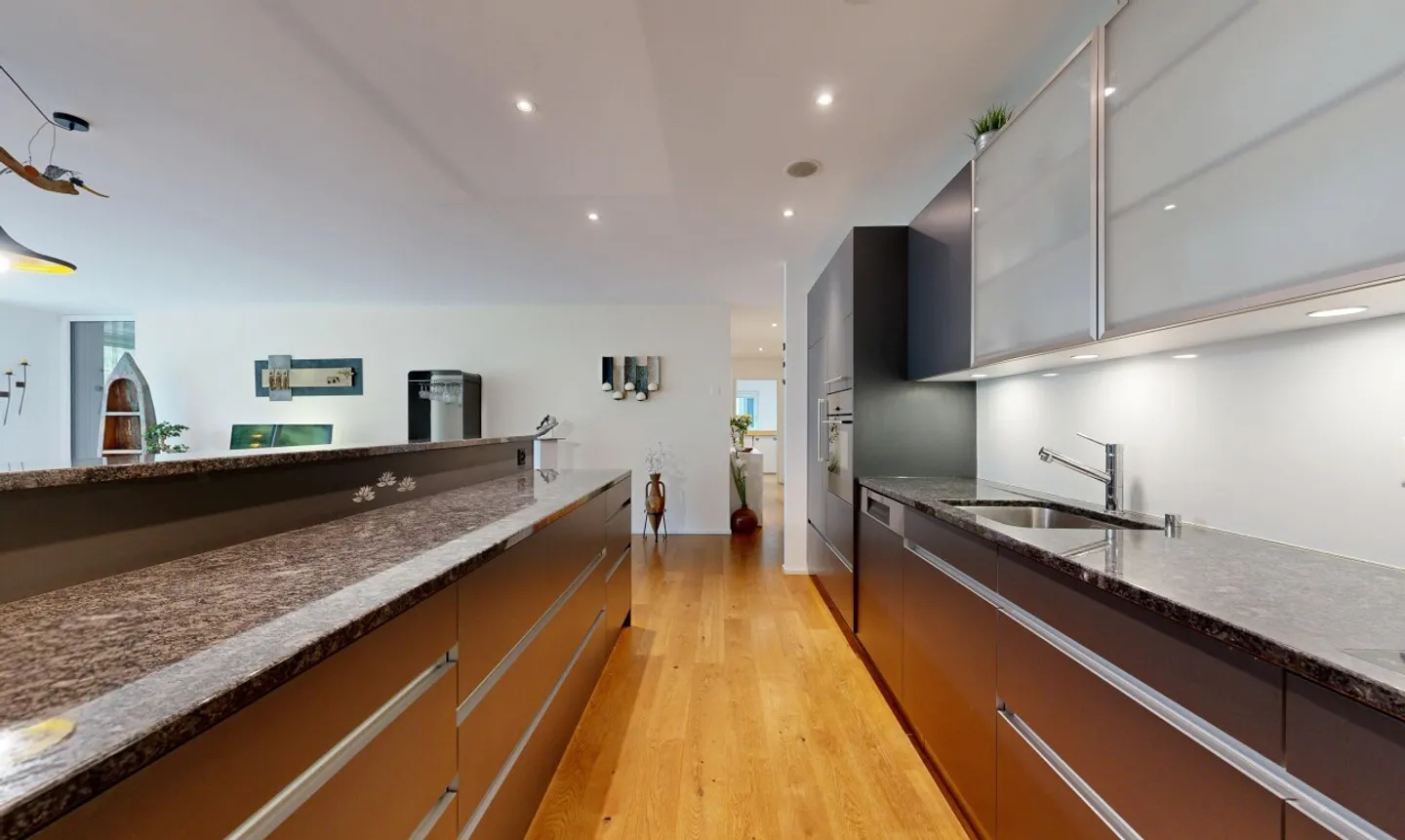 Minergie apartment with balcony, comfort & privacy - Photo 9 of 11