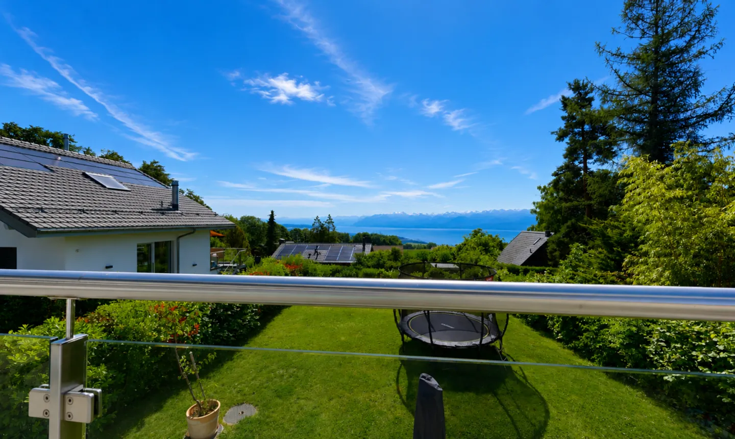 Maison vue lac et montagnes – 4.5 pièces, jardin et exposition sud - Photo 2 sur 13