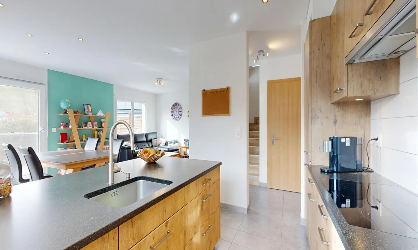 Villa lumineuse avec vue montagne - Photo 8 sur 11