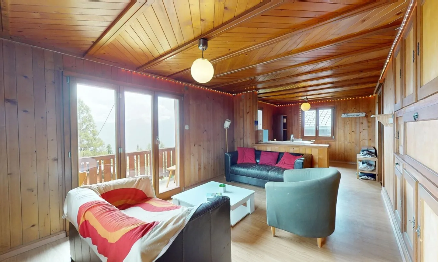 Familienchalet mit Panoramablick auf die Berge in 1300m - Foto 3 von 11