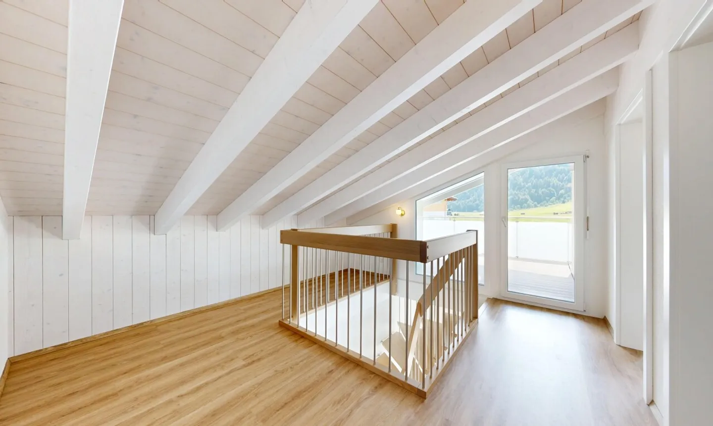Geräumiges Einfamilienhaus mit Garage - Foto 10 von 11
