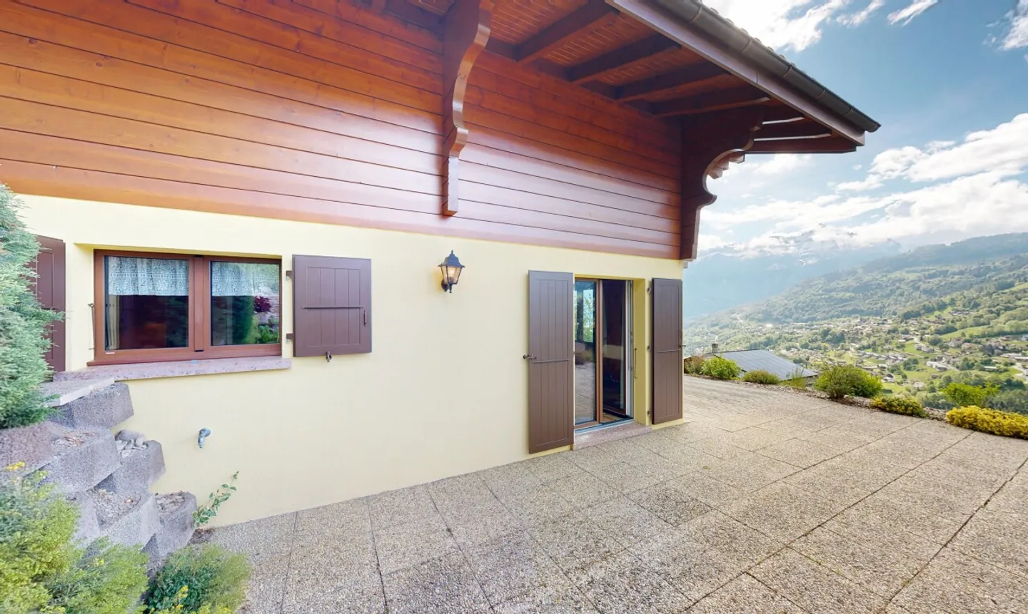 Exklusiv: charmantes 3-Zimmer-Chalet in ausgezeichnetem Zustand - Foto 7 von 11