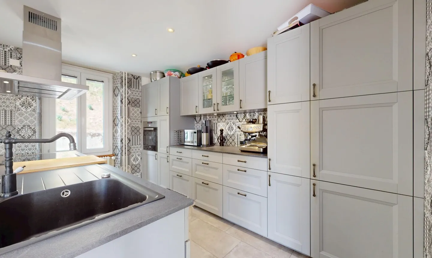 Magnifique villa rénovée avec deux logements - Photo 10 sur 13