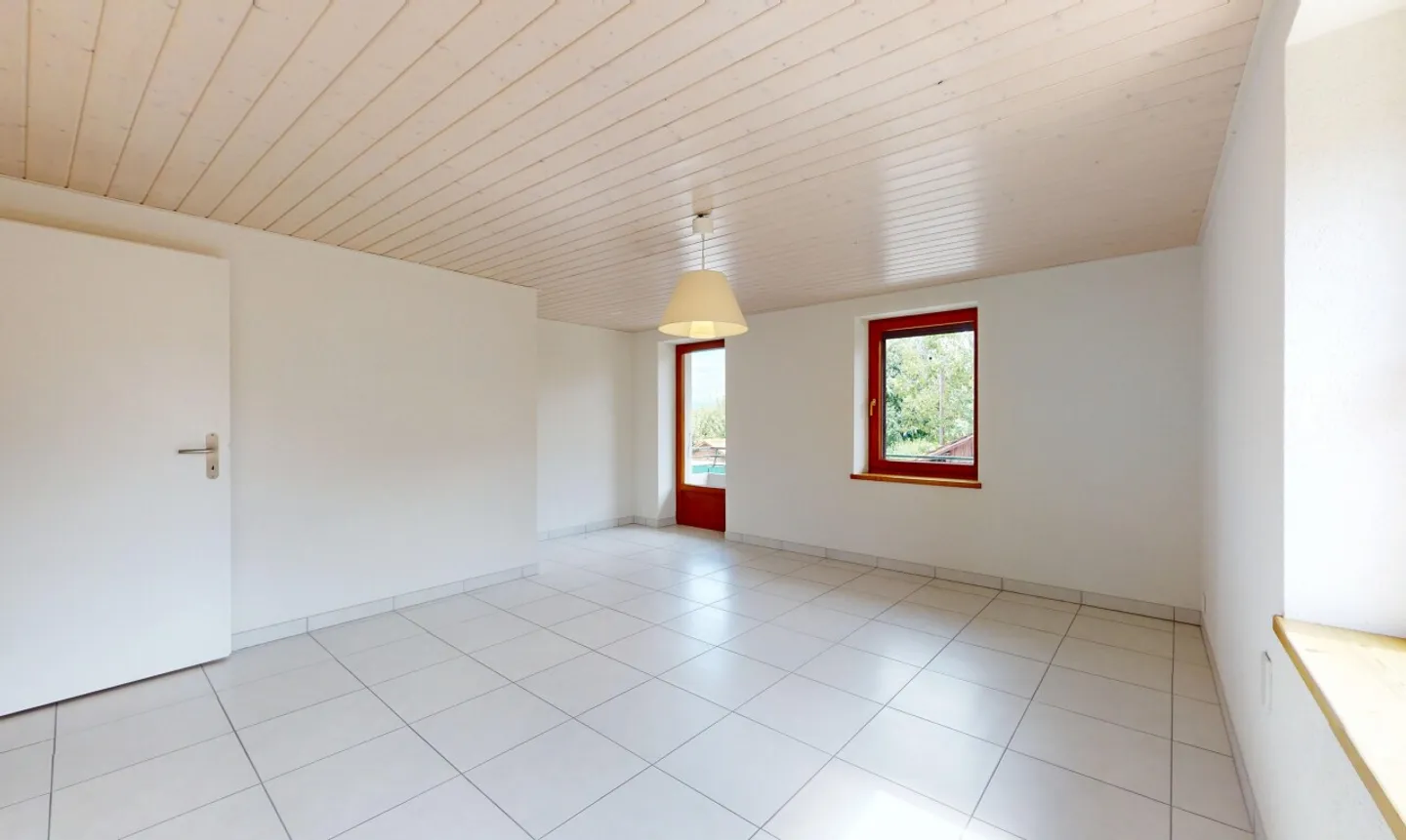 Rare à la vente : Maison familiale avec couvert à voitures ! - Photo 10 sur 13