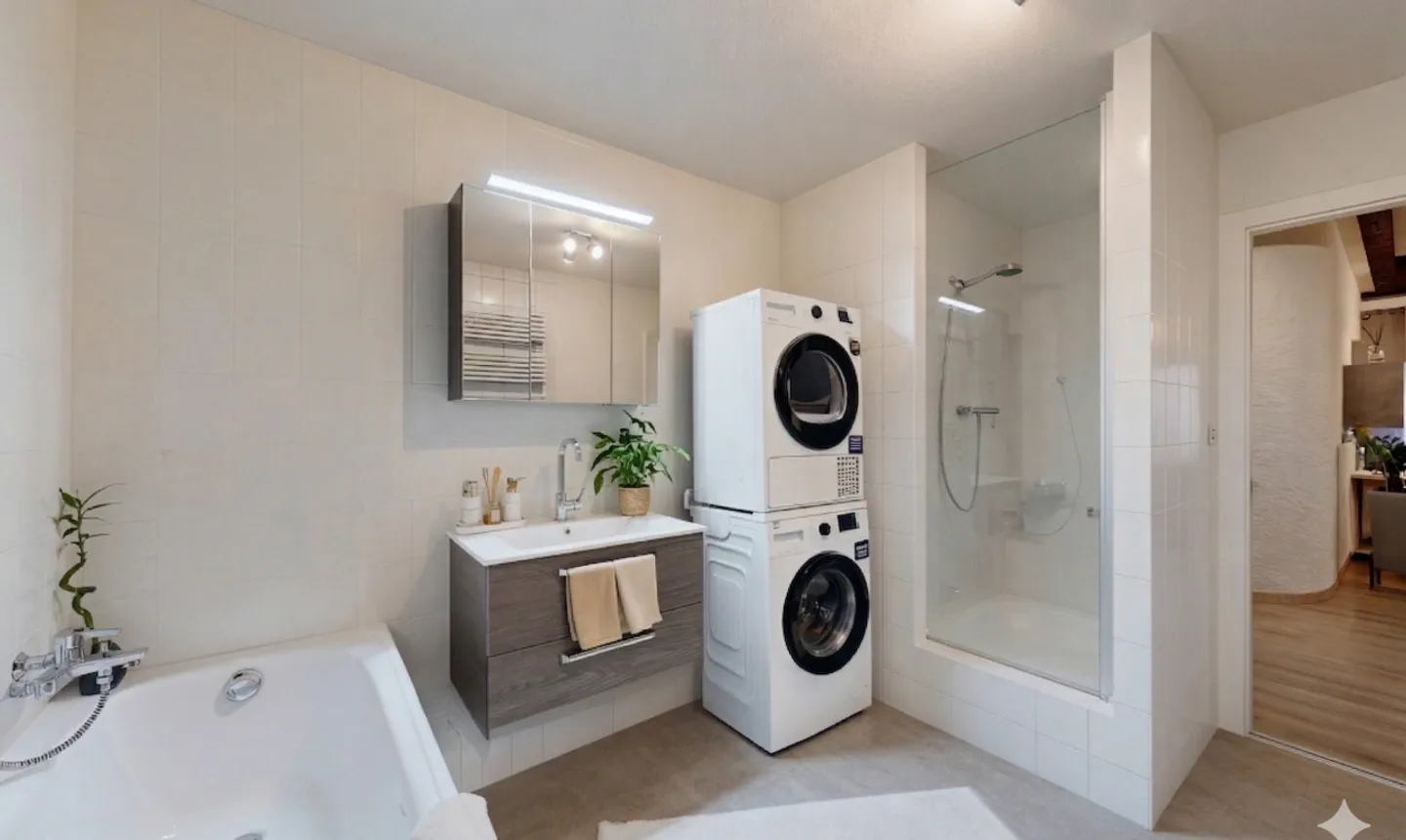 Edificio con eccellente rendimento ben mantenuto! - Foto 10 di 11