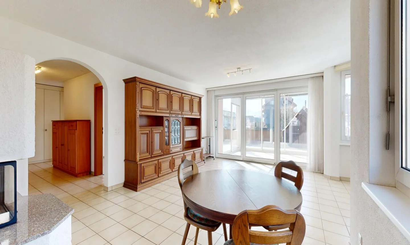 4.5-room apartment with winter garden and large terrace - Photo 2 of 11