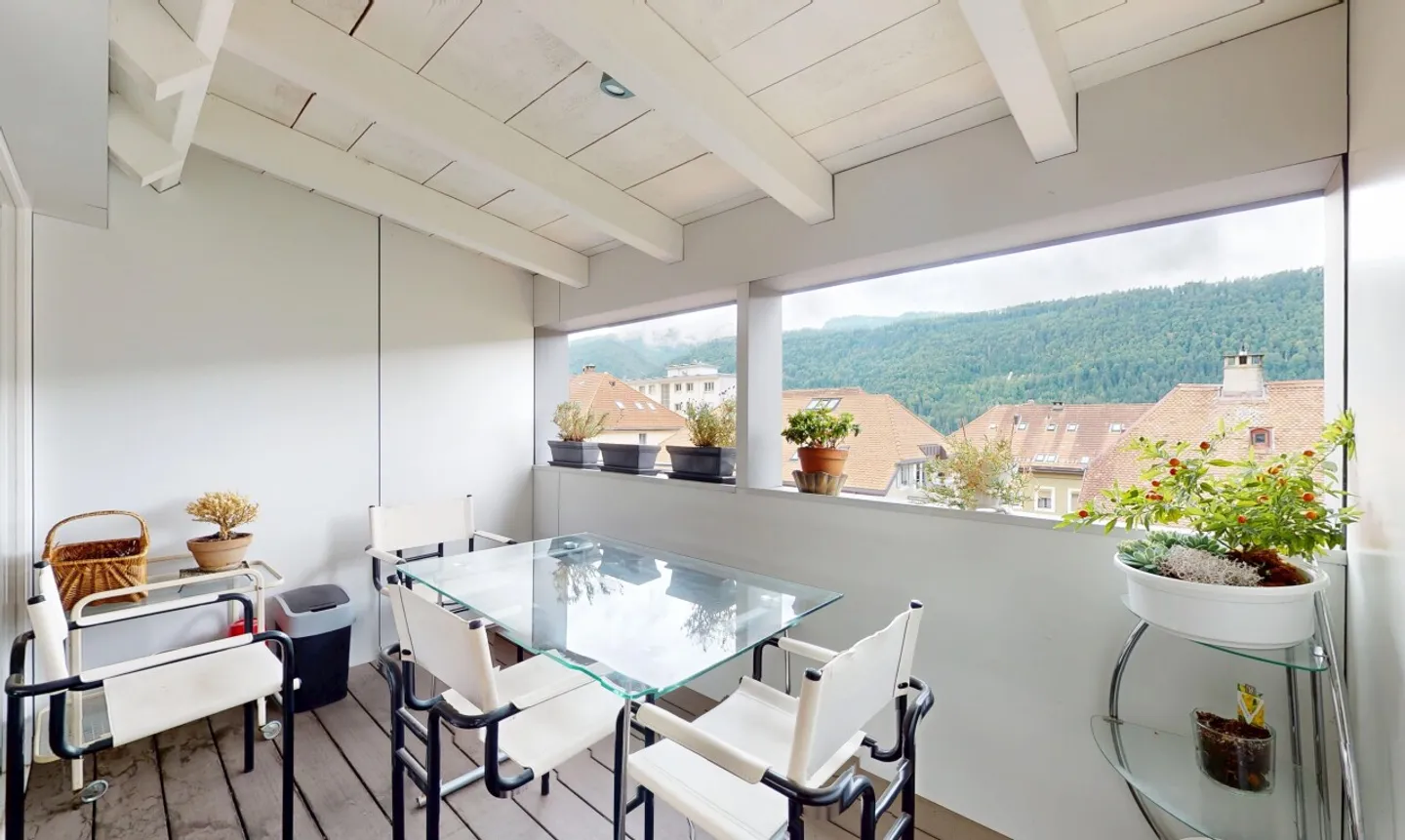 Einzigartige private Residenz in St-Imier - Selbsttragende Investition - Foto 9 von 11
