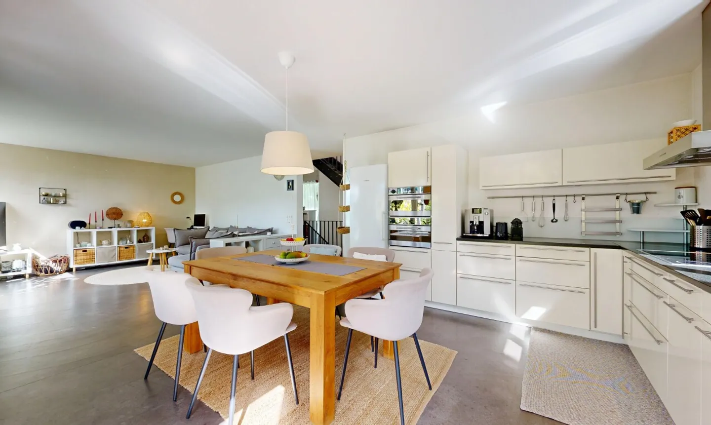 Casa unifamiliare con giardino e vista panoramica a Biberstein - Foto 7 di 13