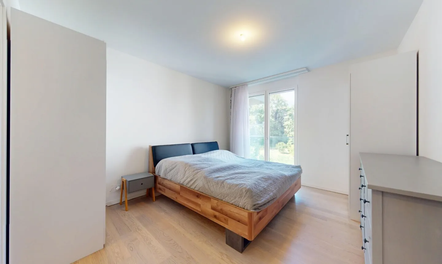 Bellissimo appartamento di 4,5 locali idealmente situato - Foto 10 di 13