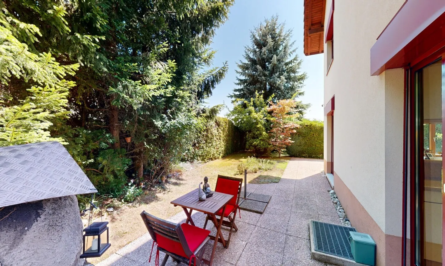 Una casa familiare affascinante con giardino nel cuore di Épalinges - Foto 9 di 11