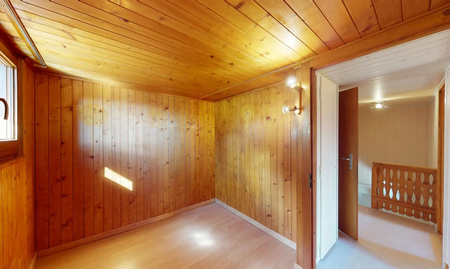 Charming chalet with vast land and breathtaking view in Savièse - Photo 12 of 13